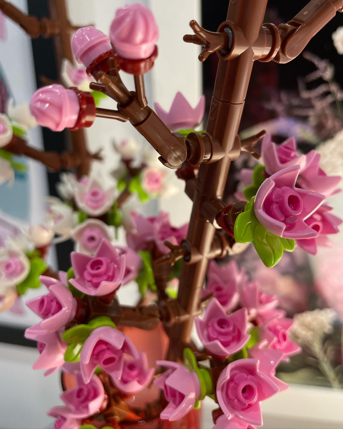 Haven't played with Lego in a very long time, but I had fun building these cherry blossoms that @klausbowpie got me as a leaving gift when I said farewell to Leeds Arts University. I don't have a fixed desk in my new role so these are now brightening up my home office 🌸